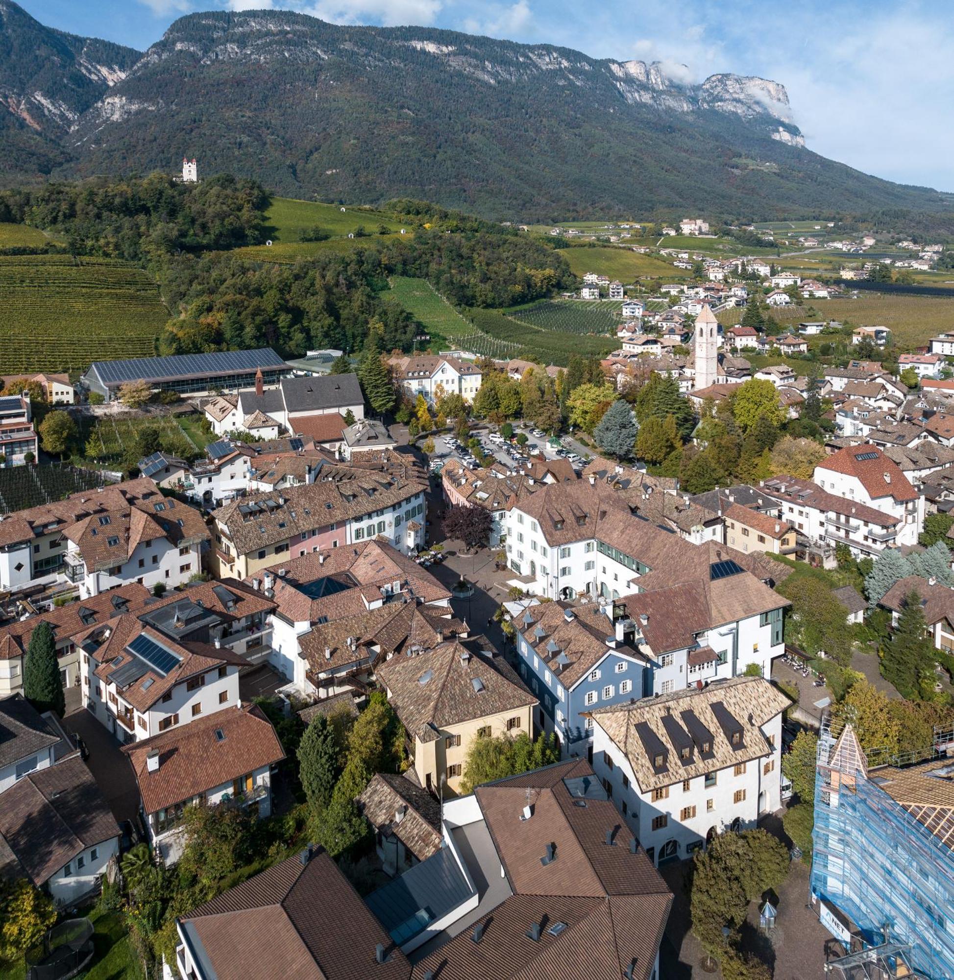 Schmitte Am Sonnenwirtsplatz Eppan In South Tyrol Apartman Appiano Sulla Strada Del Vino Kültér fotó