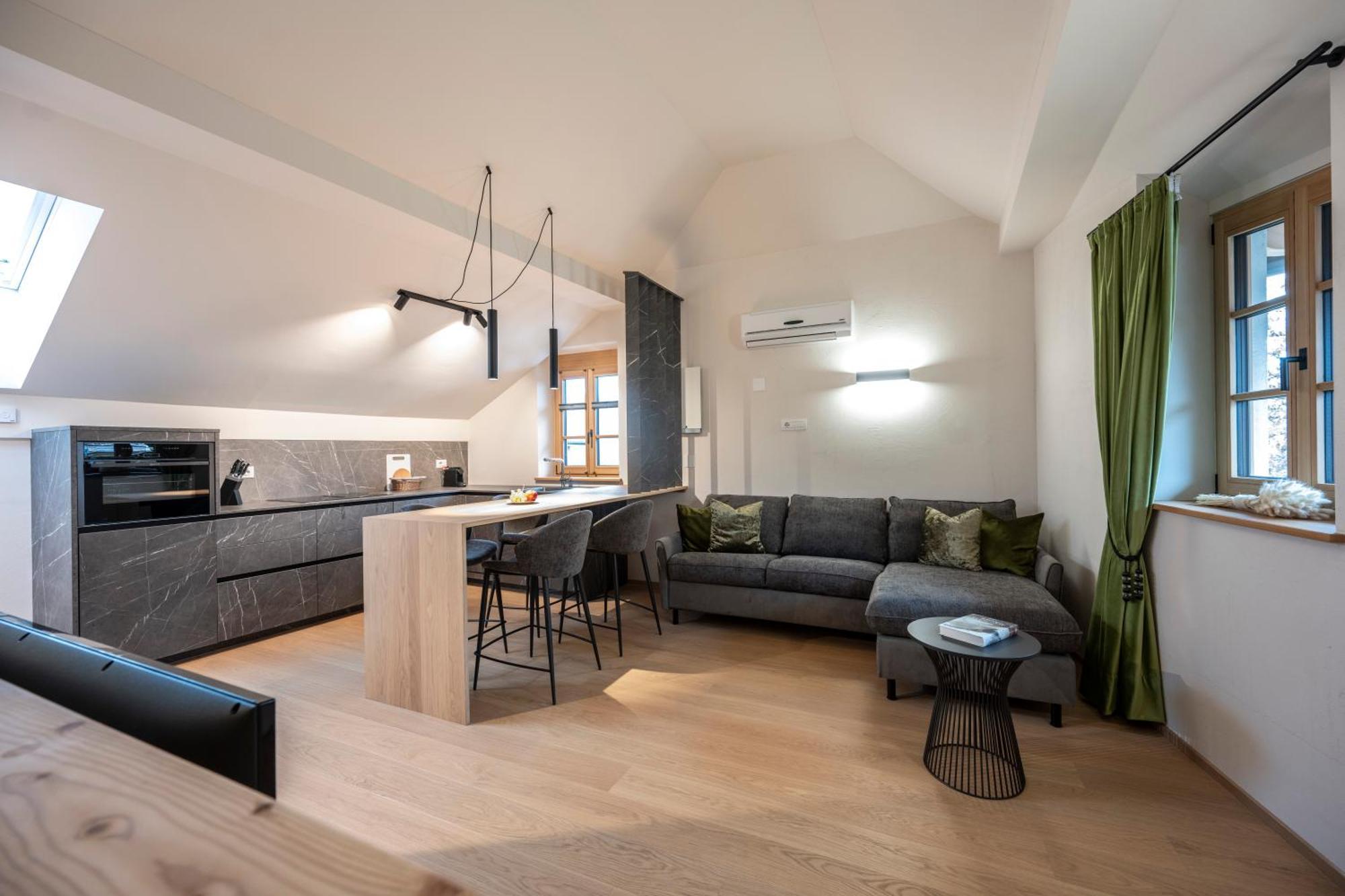 Schmitte Am Sonnenwirtsplatz Eppan In South Tyrol Apartman Appiano Sulla Strada Del Vino Kültér fotó